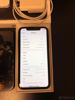 iPhone 11 + příslušenství - 8