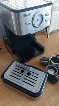 Pákový kávovar HiBREW s tryskou – plně funkční, nepoužívaný - 8