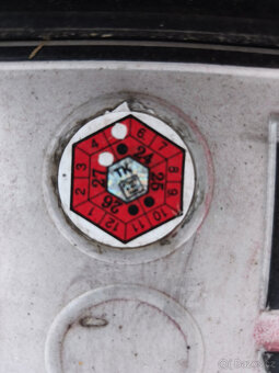 yaris 1.0  r.v 2007 - 8