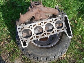Hlava motoru vaz 2101 - 8