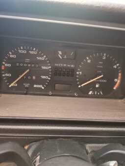 Golf MK2 1.6 39 kw nová STK - 8