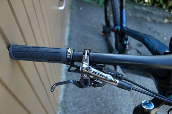 Canyon Spectral CF 9.0 SL Benzin, velikost M, kompletní Shim - 8
