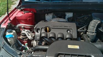 hyundai i30 1,4 16V - 8