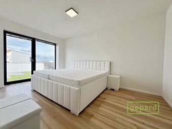 Prodej RD 5+kk,127m2 se zahradou 932m2 v Kralupech nad Vltav - 8