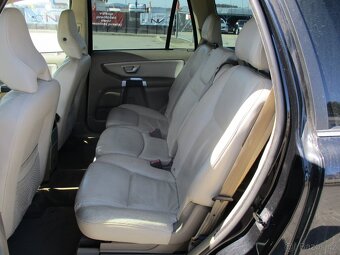 XC90 2,4D5 147kw AWD Momentum Geartronic DPH 2012 - 8