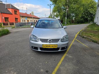 Volkswagen Golf V 2.0TDI - 8