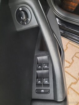 Škoda Octavia 3 1.2 TSI 77kw r.2014 TOP STAV servisní knih - 8