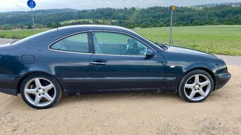 Mercedes-Benz CLK 320 V6 coupe - 8