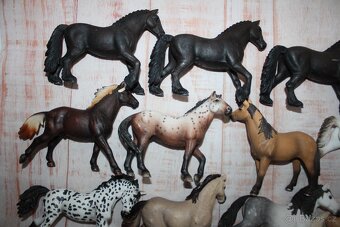 Figurky koní Schleich 3 - 8