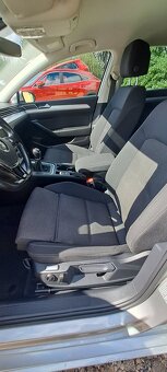 Volkswagen Passat 2.0 TDI 110kW BLUEMOTION - 8