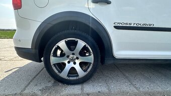 VW Touran Cross 2.0 TDI DSG, Panorama, TZ, Serviska - 8
