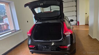 Volvo V40 Momentum 2,0d 110kW Automat - 8