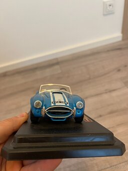 Bburago 1:24 sbírka 6x modelu aut ve skvělém stavu - 8