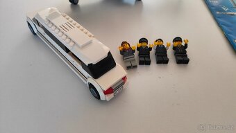 Lego 3222 - helikoptéra a limuzína - 8