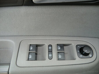 Seat Alhambra, 2.0TDi 100kW KLIMA SERVISKA - 8