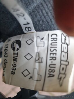 Kolečkové brusle - 8