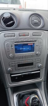 Ford Mondeo - 8