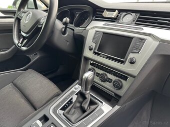 Volkswagen Passat, 2.0 110kw Comfortline DSG/ACC/masáže - 8