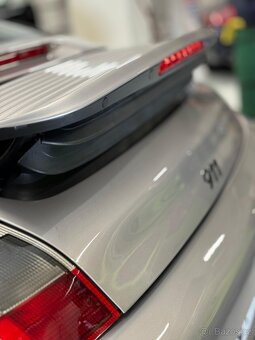 Porsche 911 Carrera 2 996 - 8