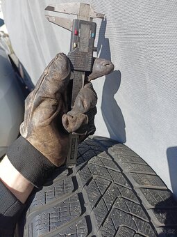 2x Pirelli sottozero 275/40 103V (Dot 3619) zimní - 8