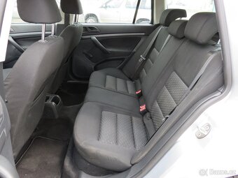 Škoda Octavia II 1.6MPi , 75 kW benzín, 2010 - 8