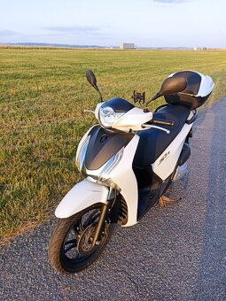 Honda SH 125 i rok výroby 2014, 9500 km najeto - 8