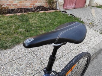 Jízdní kolo FELT - 8