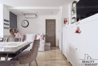Prodej bytu 2+kk 40 m², via Verga, Montesilvano, Itálie - 8
