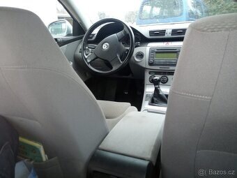 VW Passat - 8