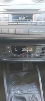 Seat Ibiza ST 1.6tdi - 8