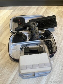 Steam Deck OLED 512GB + 64, dock, příslušenství - 8