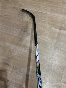 Nová hokejka CCM Tacks XF PRO Senior, P29, pravá - 8