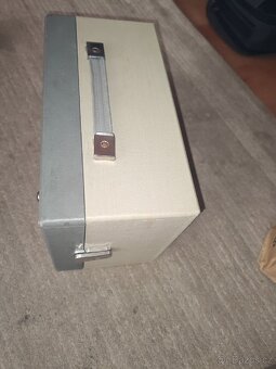 Diaprojektor Pentacon Aspectomat J24B - 8