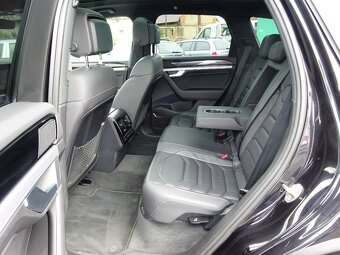 VW TOUAREG R-Line 3,0 TDI V6 DSG 4x4-DPH-86.830km+Serviska - 8