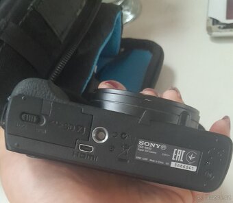 Sony Cyber-shot DSC-HX60V - 8