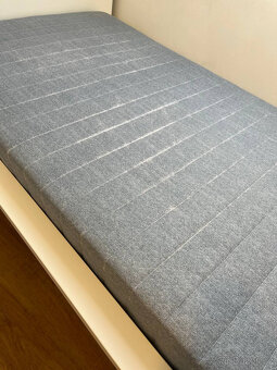 Postel Ikea Malm 90x200 s roštem a matrací - 8