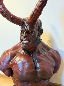 Hellboy BUSTA - 8