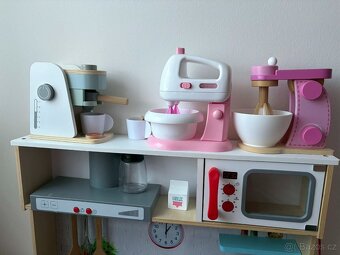 dětská dřevěná kuchyňka - 8