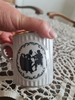 sada porcelánových hrnků - 8