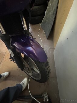 Kawasaki GPZ EX 500 - 8