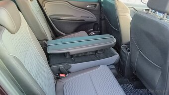 Opel Zafira 1. 4 turbo  7 míst nová cena - 8