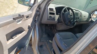 VW Transporter T5 1.9tdi 77kW AXB rv. 2003 - 8