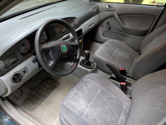 Škoda Octavia 1,6 LX - 8