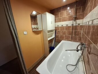 Prodej bytu 1+1, 36m2, Chomutov, ulice Školní pěšina - 8