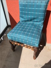 Starožitné zámecké křeslo kožené s kováním - 8