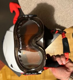 Lyžařská dětská helma GIRO+brýle+převlek - 8