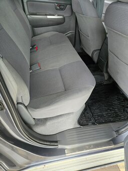 HILUX - 8