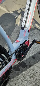 Elektrokolo CRUSSIS e-Guera 7.5-S 19" růžovo-bílá 2020 - 8