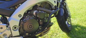Suzuki GSR 600 r.v.2006 - 8