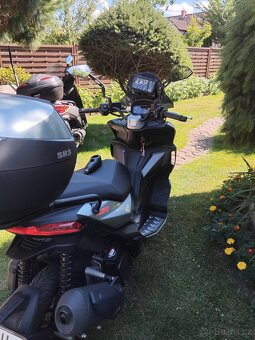 Aprilie SR GT 125 - 8